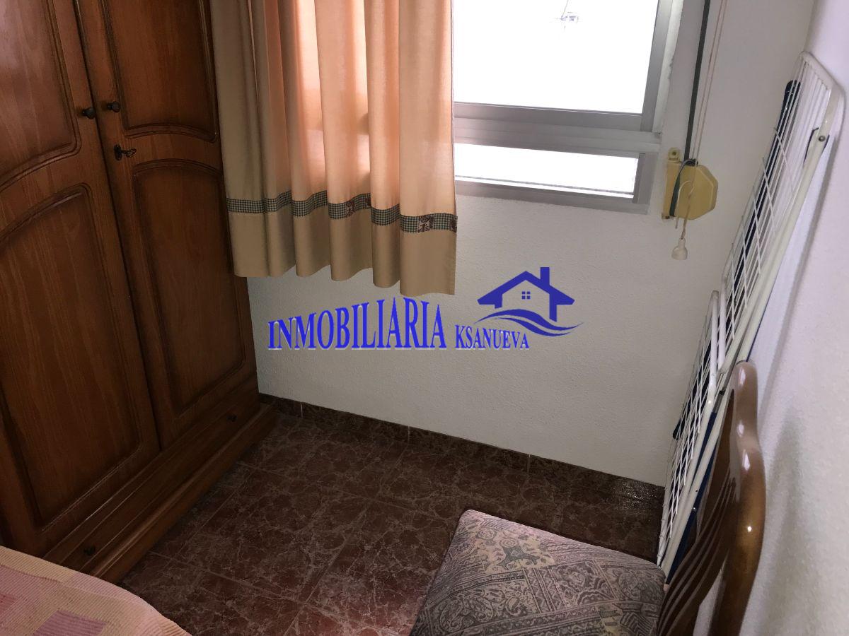 For sale of flat in Córdoba