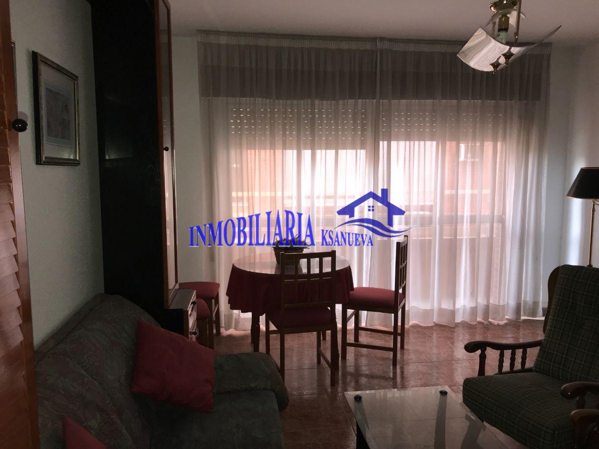 For sale of flat in Córdoba
