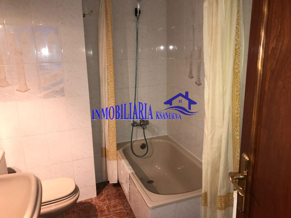 For sale of flat in Córdoba