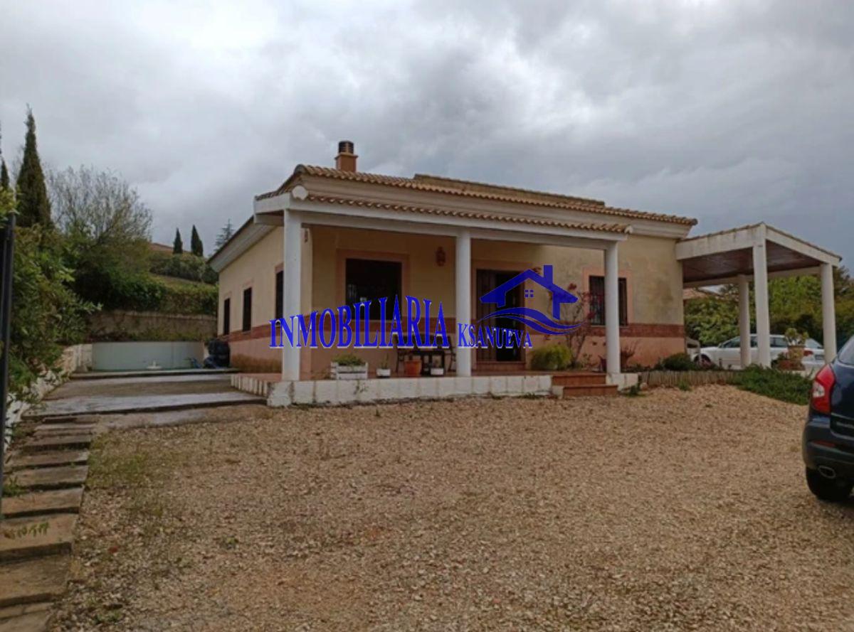 For sale of chalet in Córdoba