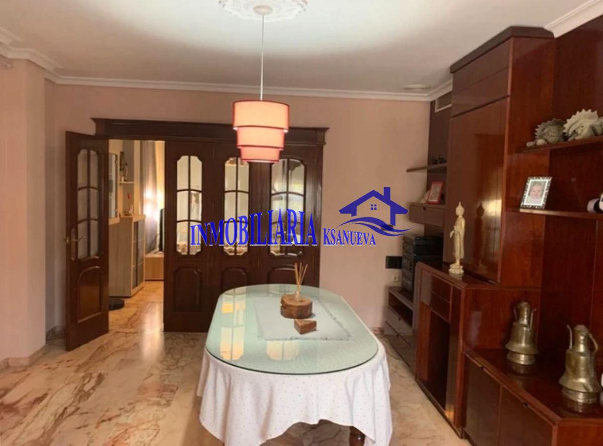 For sale of house in Córdoba