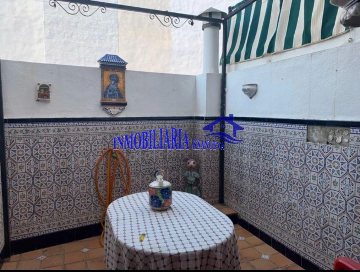 For sale of house in Córdoba