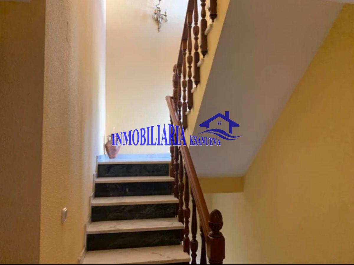 For sale of house in Córdoba