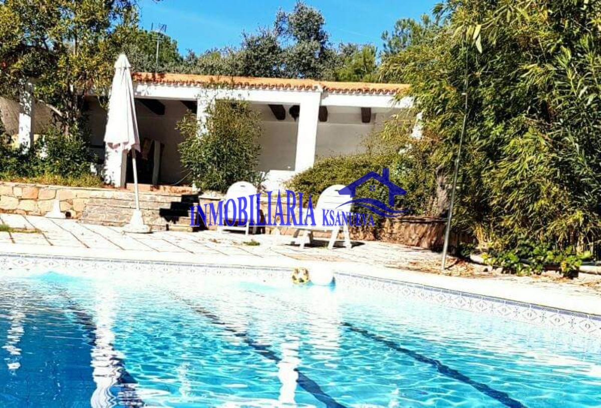 For sale of chalet in Córdoba