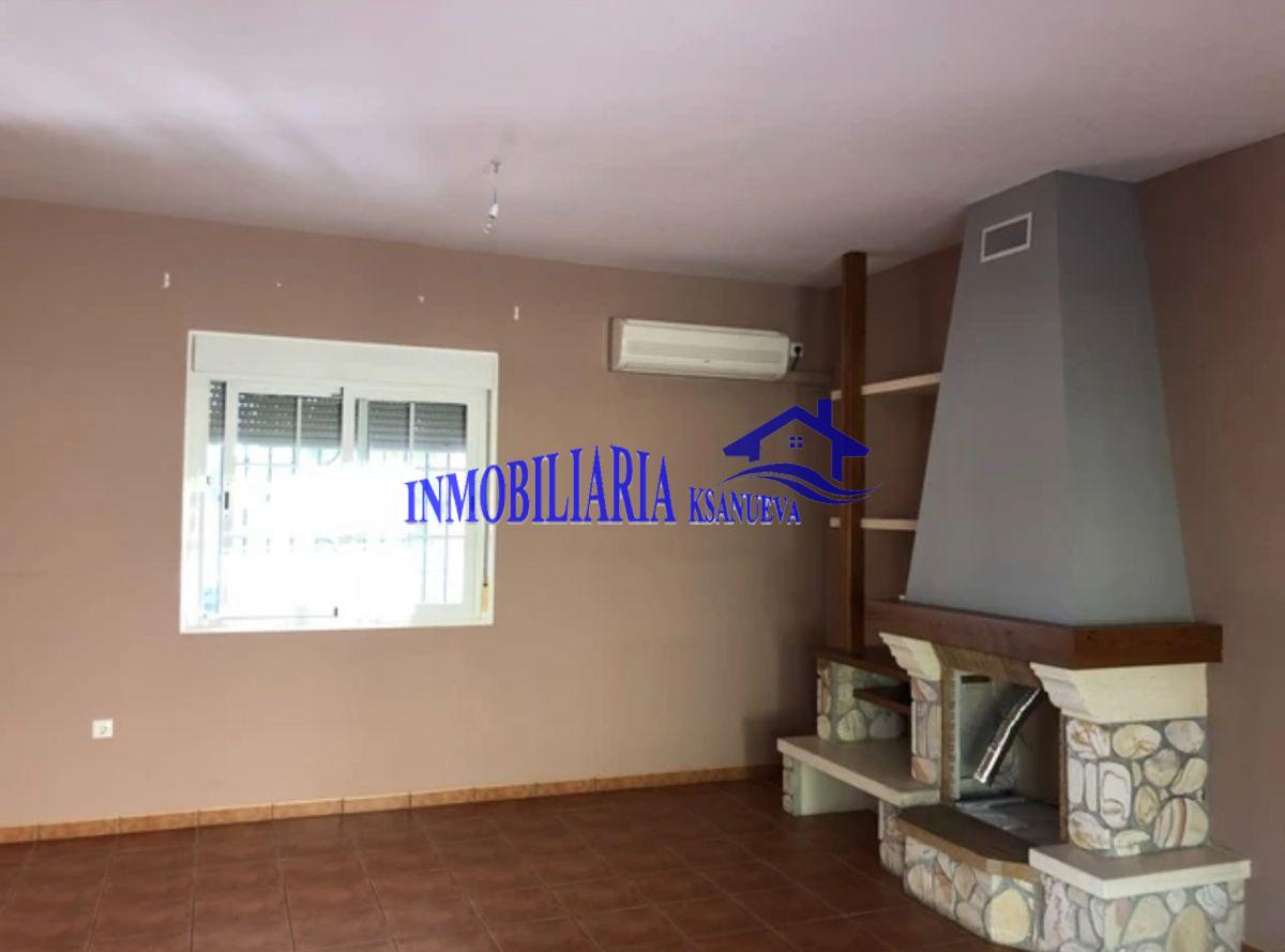 For sale of chalet in Córdoba