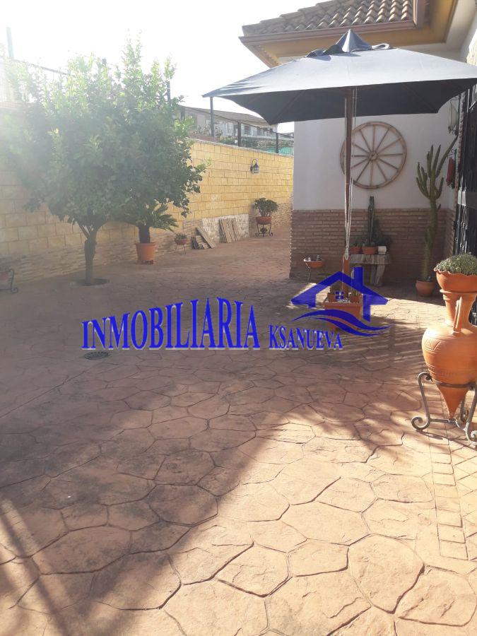 For sale of chalet in Córdoba