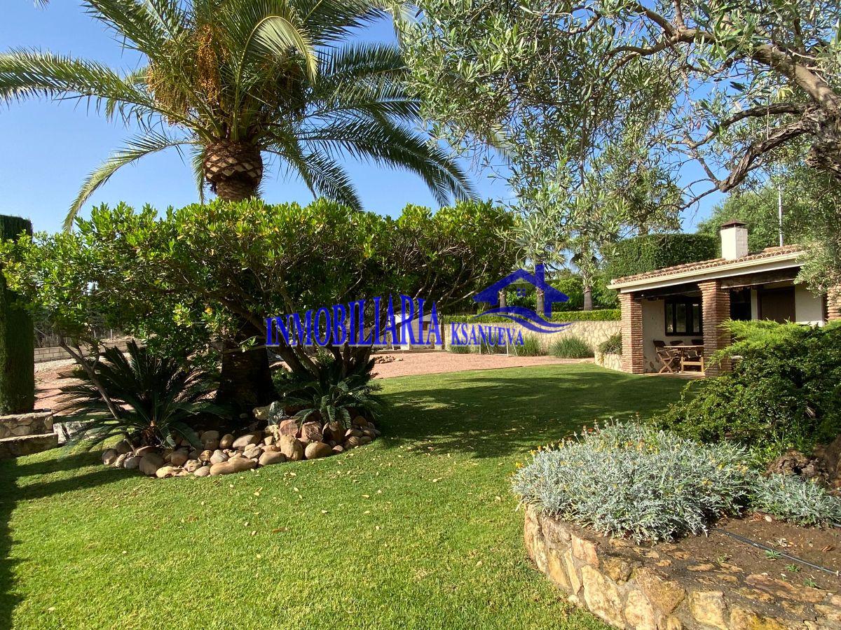 For sale of chalet in Córdoba