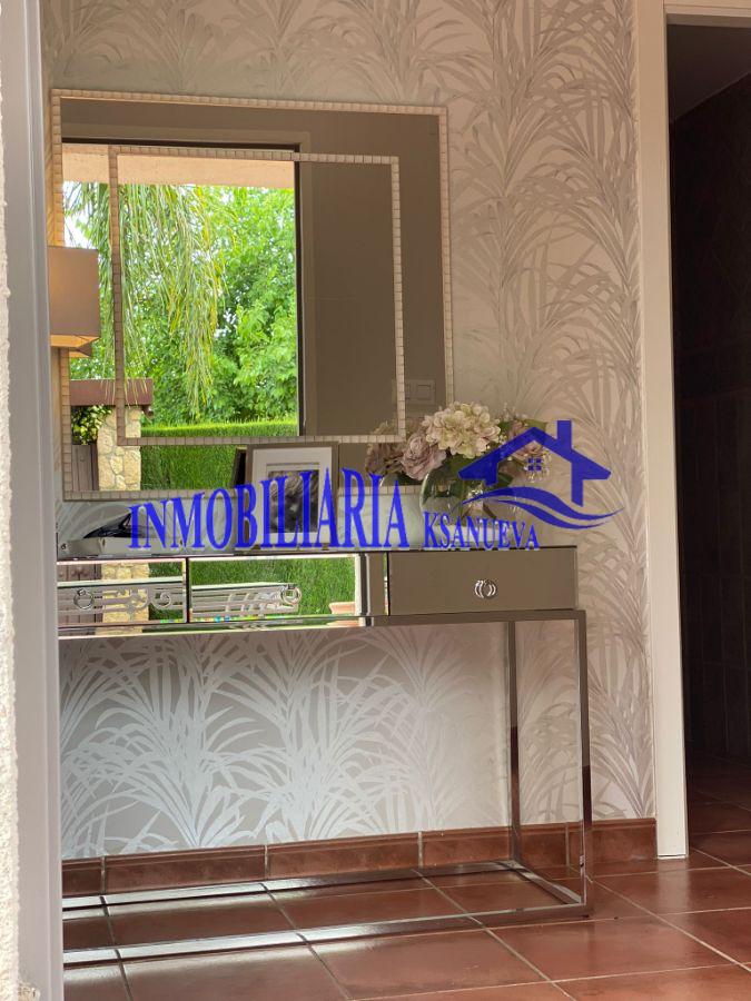 For sale of chalet in Córdoba
