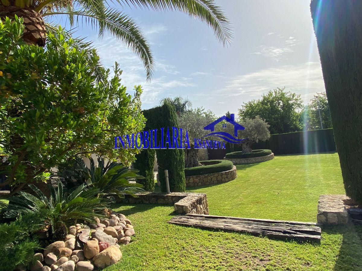 For sale of chalet in Córdoba