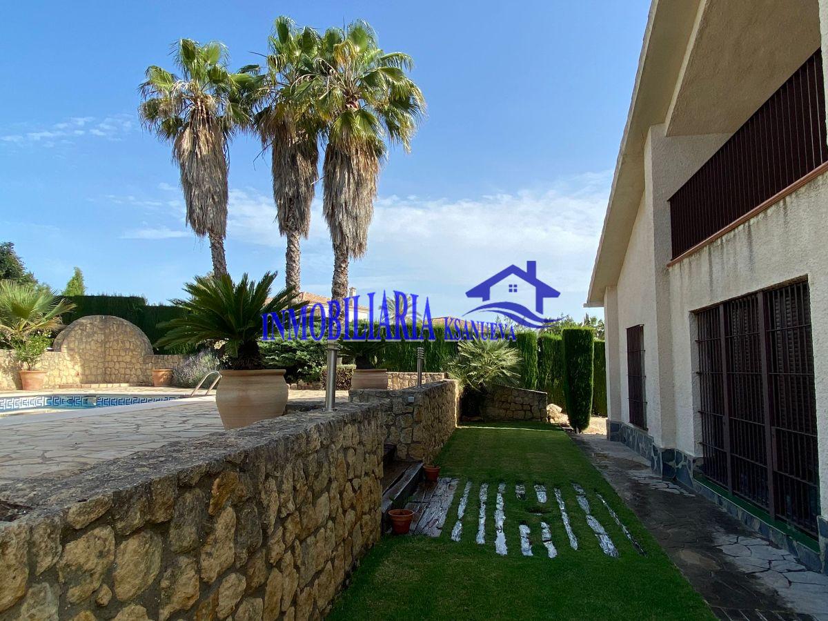 For sale of chalet in Córdoba