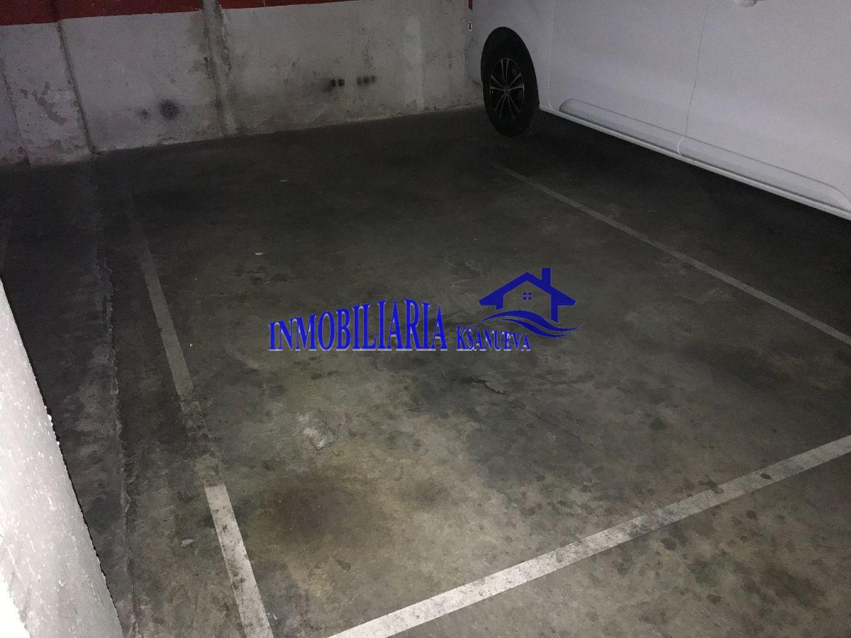 For sale of garage in Córdoba