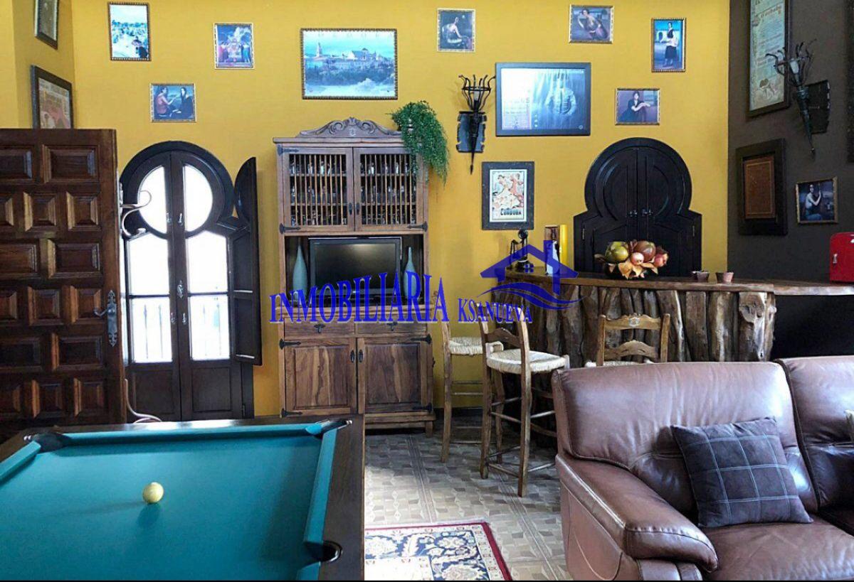 For sale of chalet in Córdoba