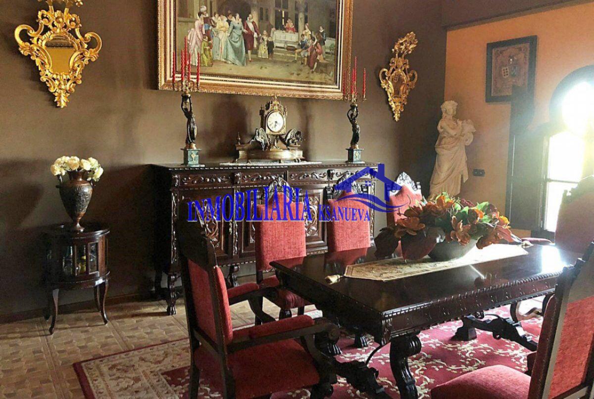 For sale of chalet in Córdoba