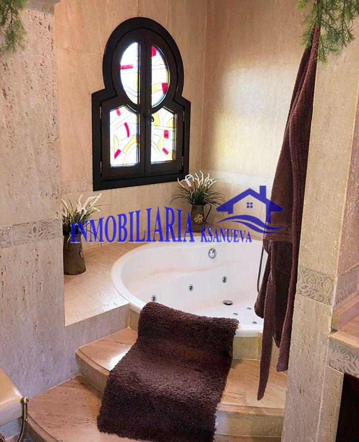 For sale of chalet in Córdoba