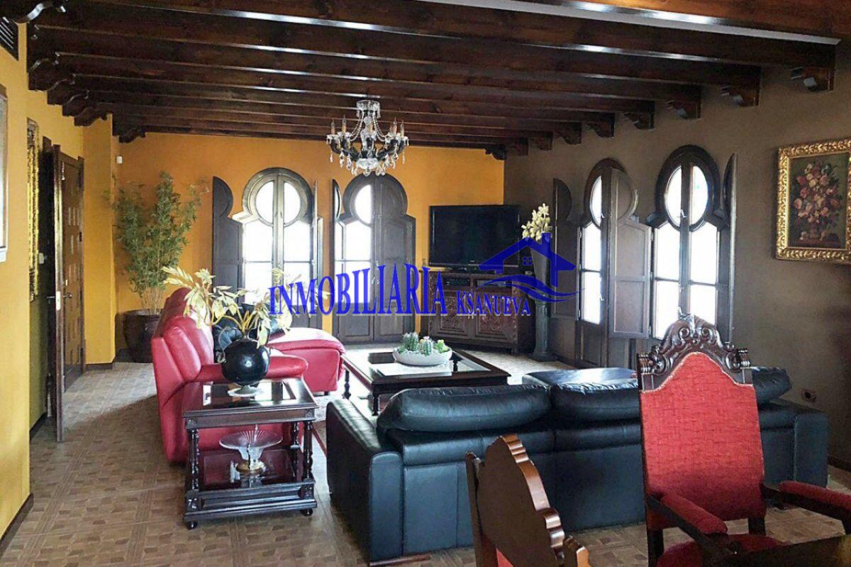 For sale of chalet in Córdoba