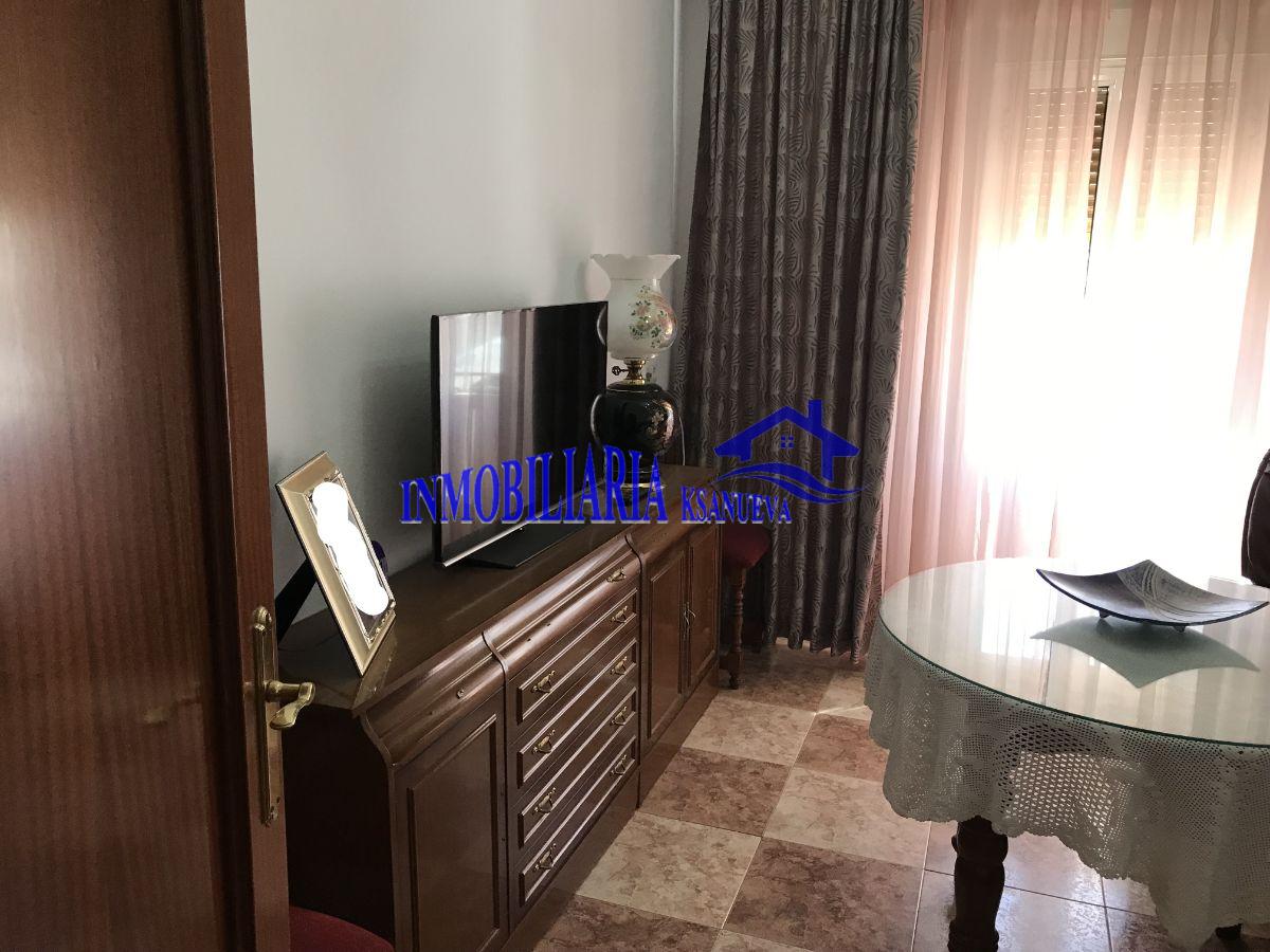 For sale of house in Nueva Carteya