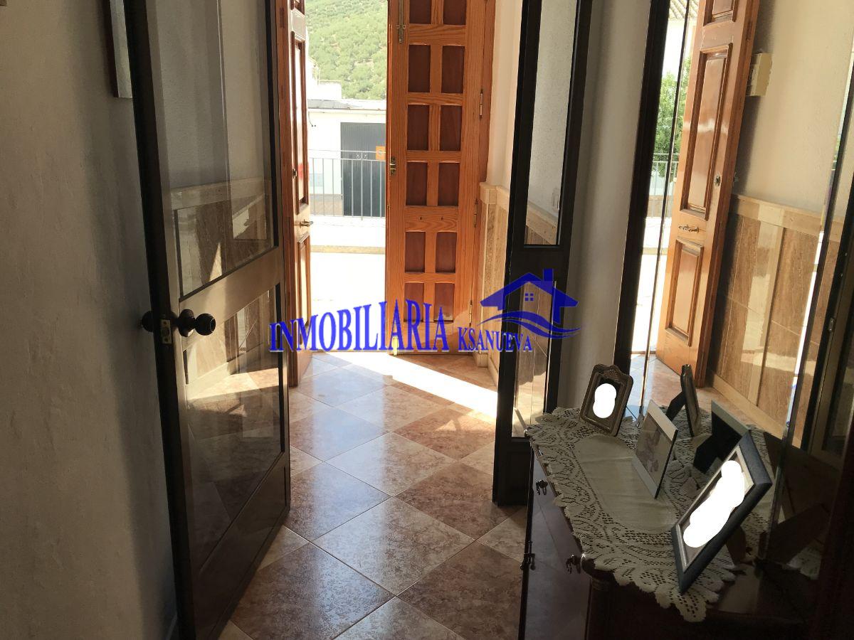 For sale of house in Nueva Carteya