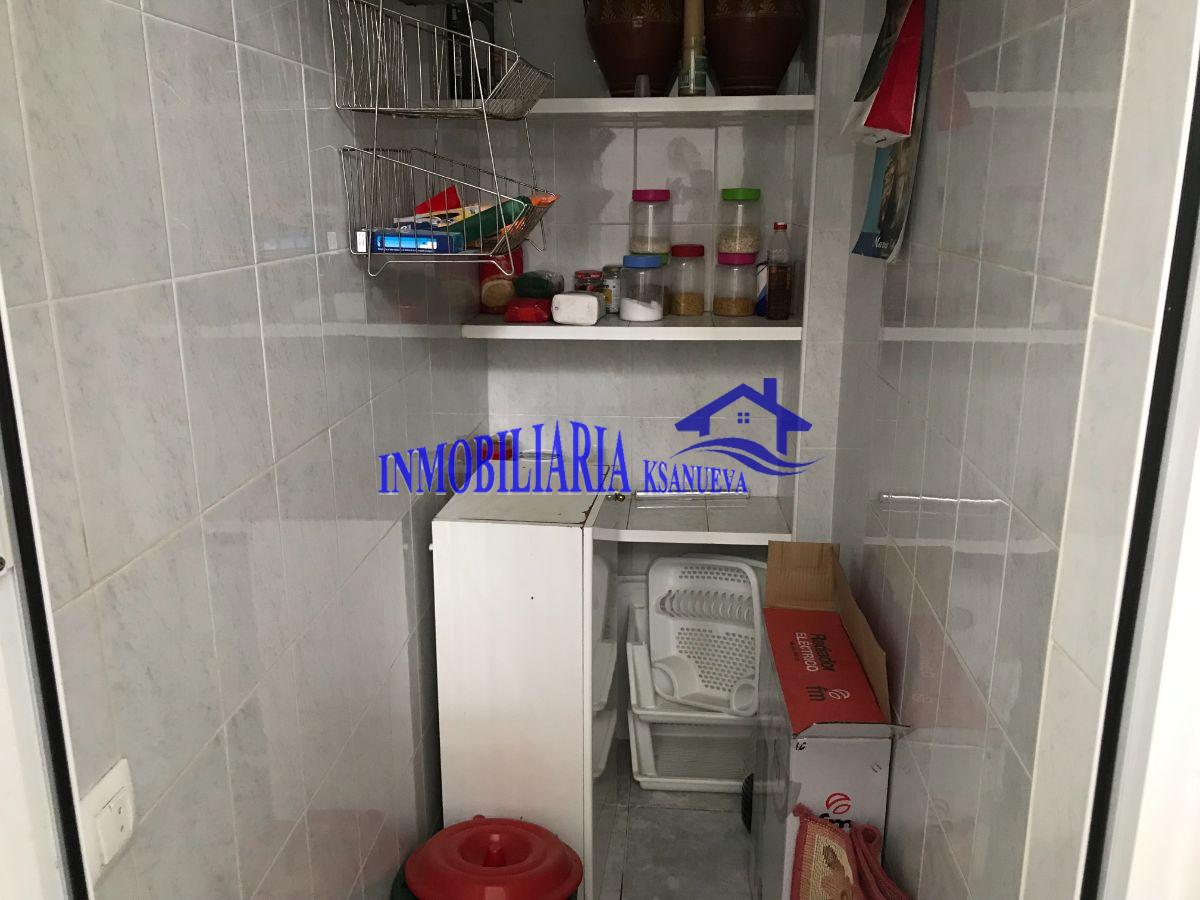 For sale of house in Nueva Carteya