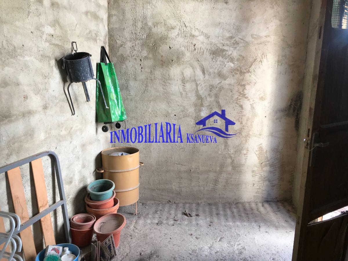 For sale of house in Nueva Carteya