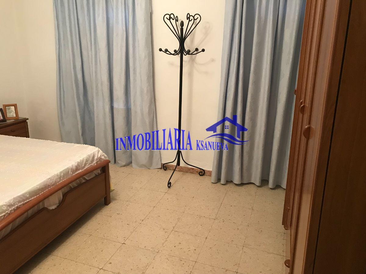 For sale of house in Nueva Carteya