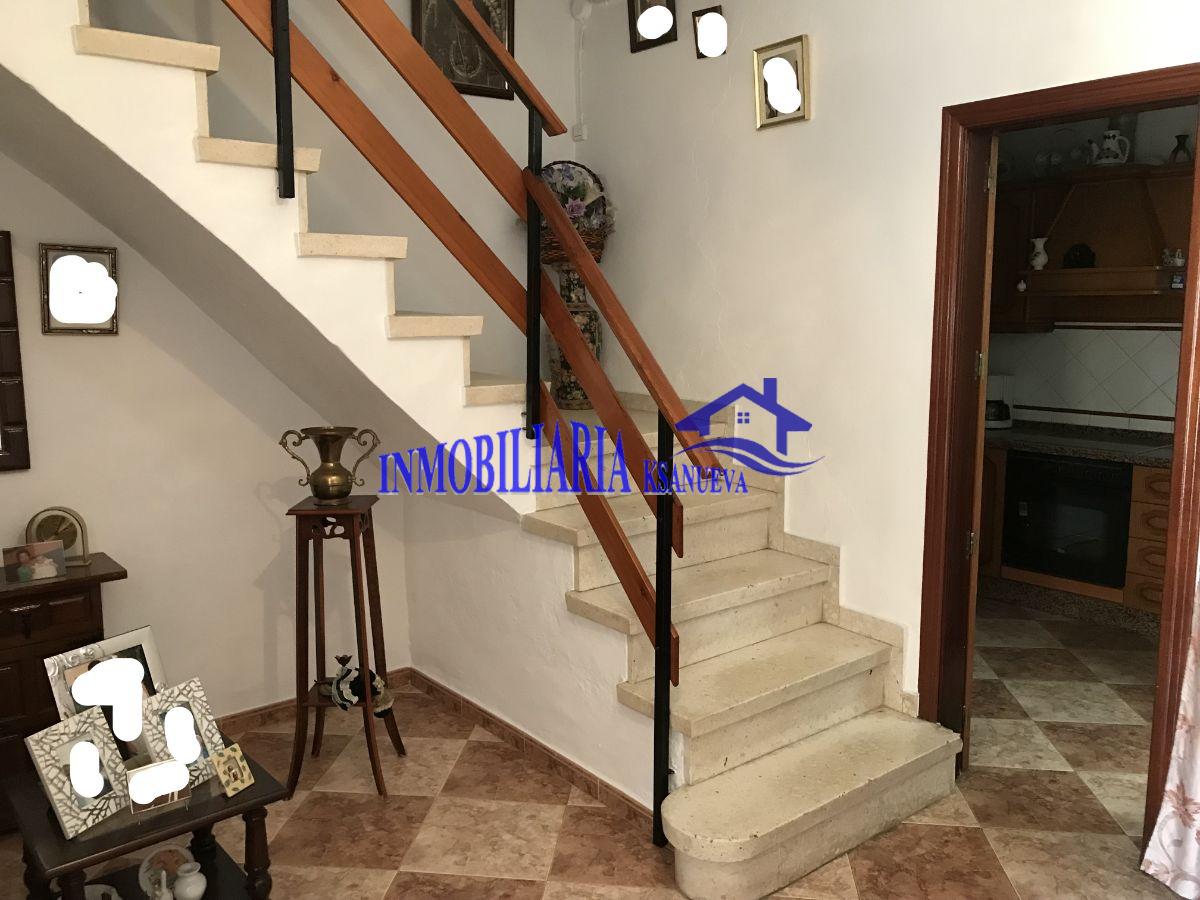 For sale of house in Nueva Carteya