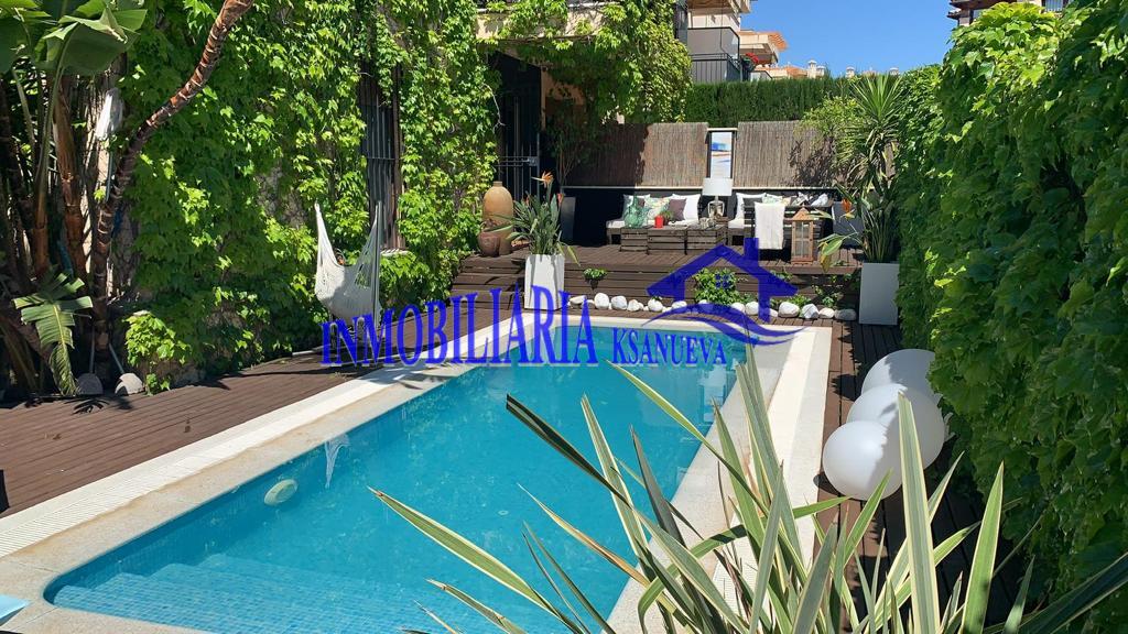 For sale of house in Córdoba