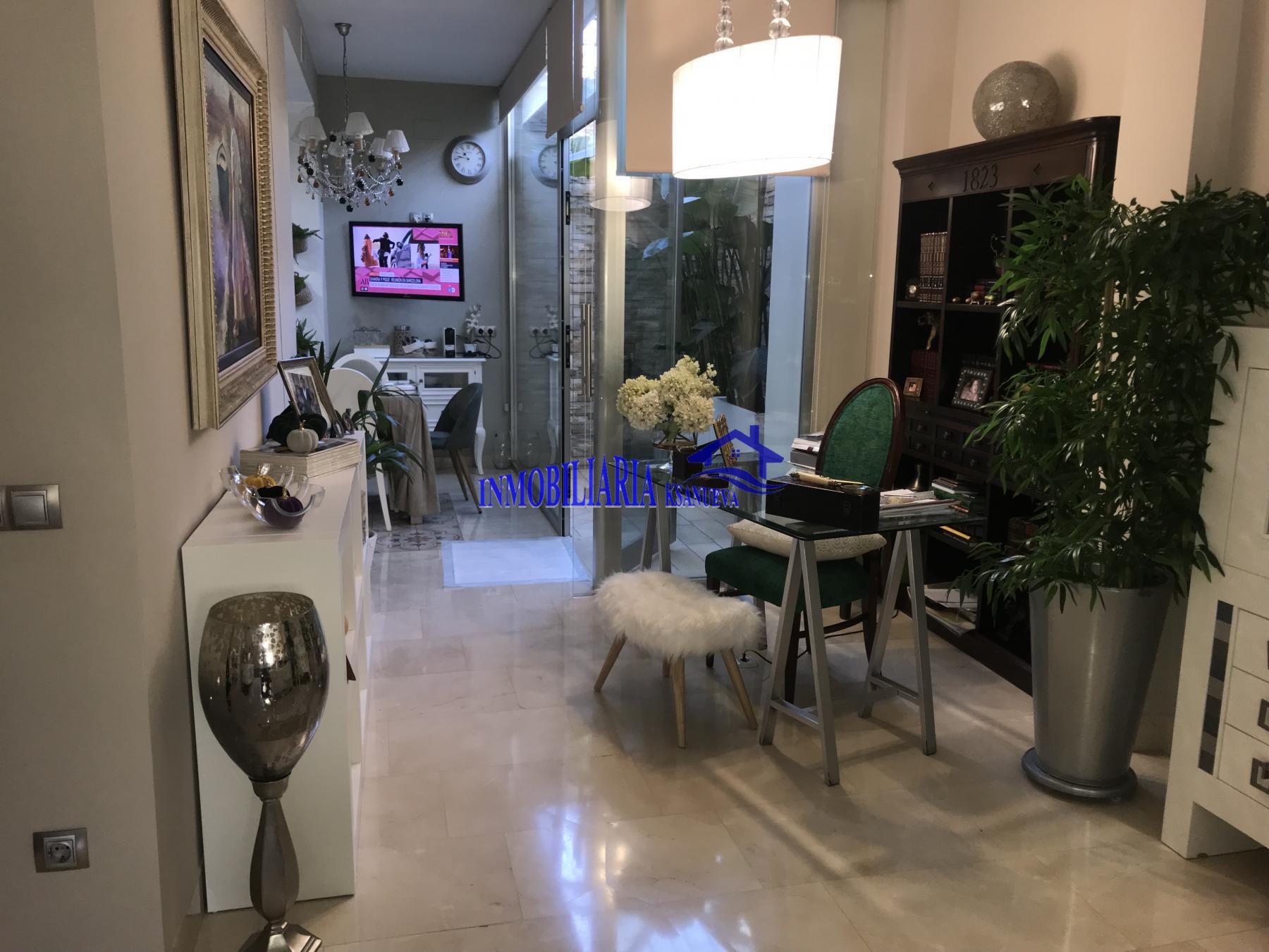For sale of house in Córdoba