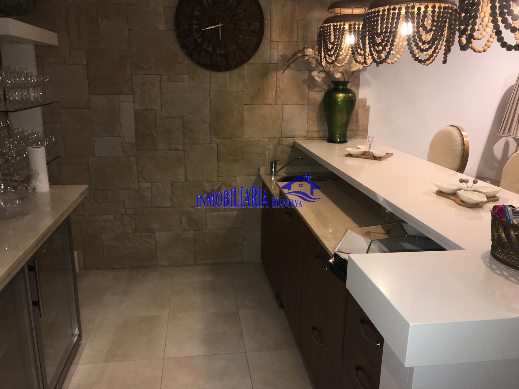 For sale of house in Córdoba