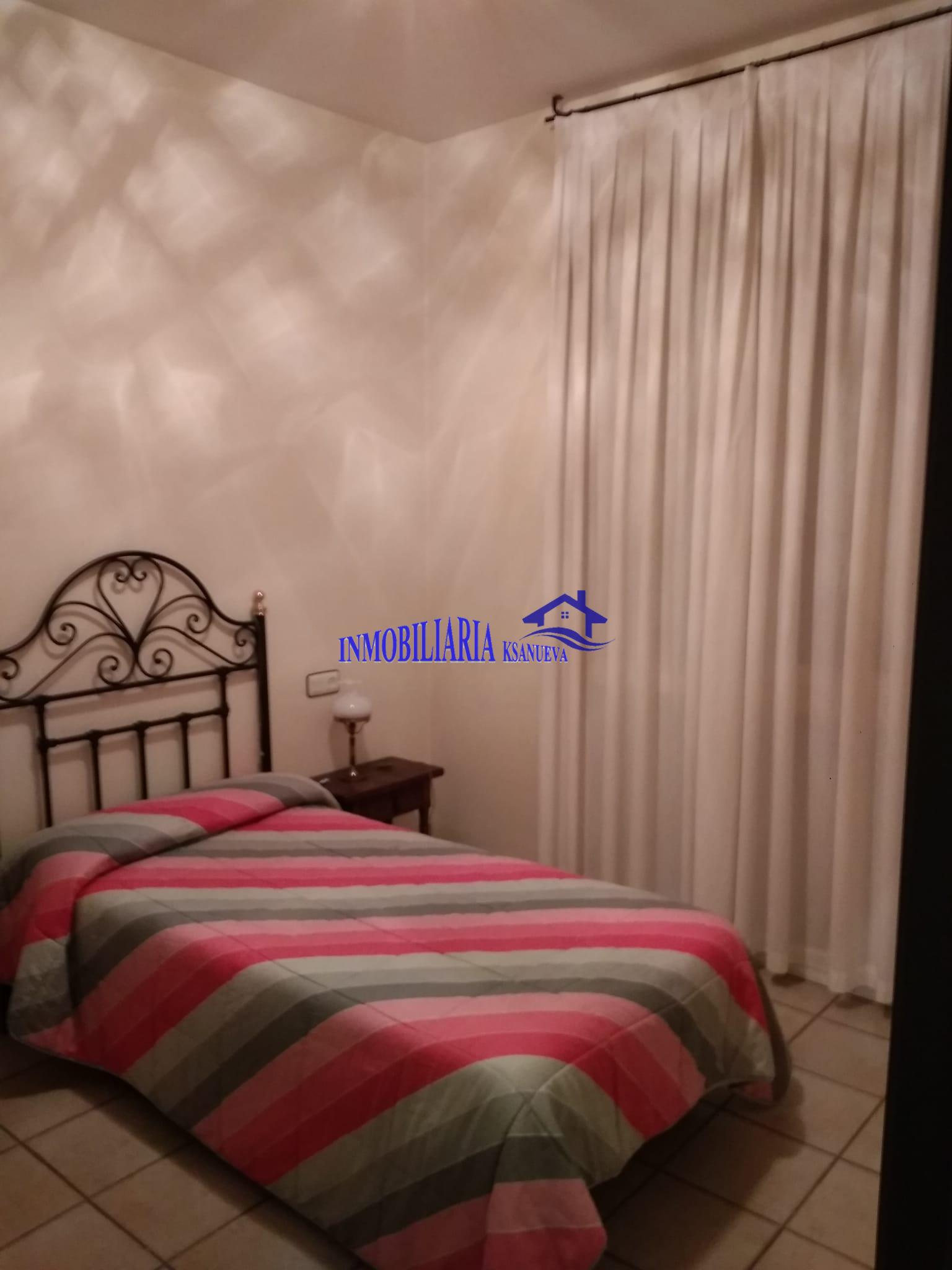 For sale of house in Córdoba