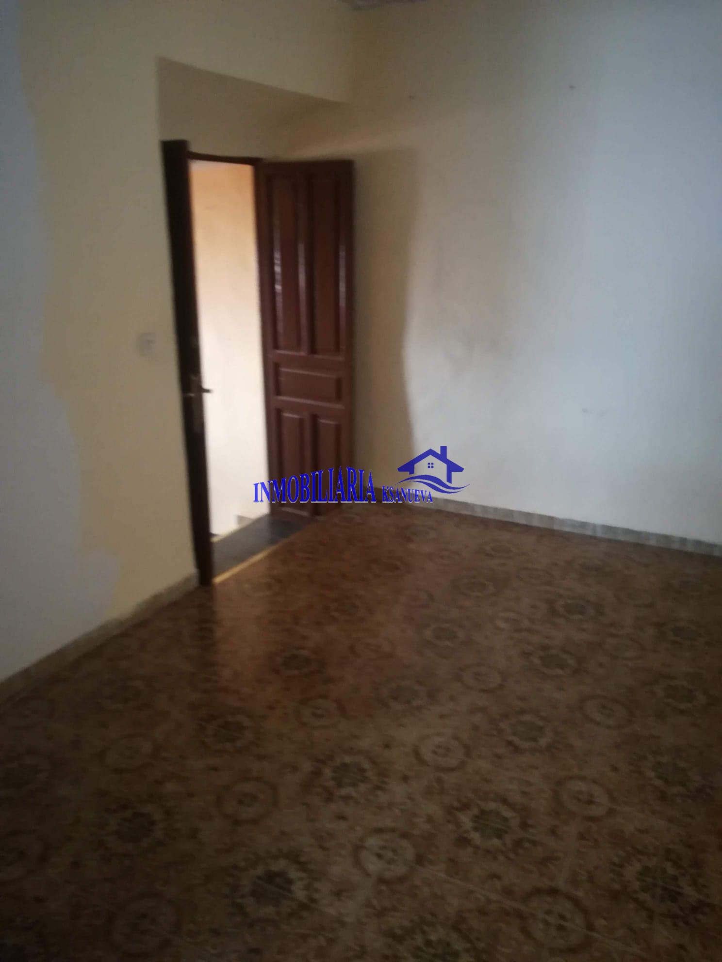 For sale of house in Córdoba
