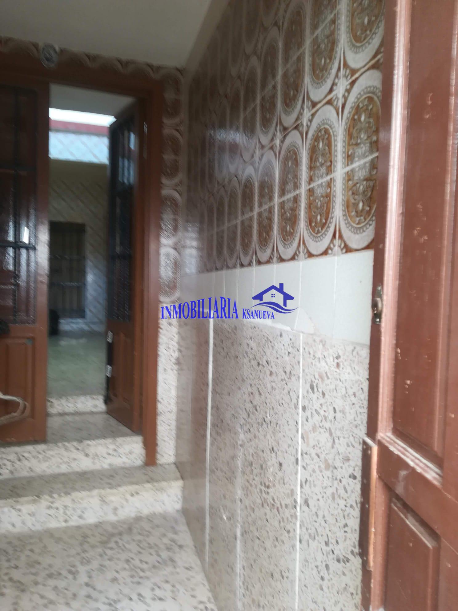 For sale of house in Córdoba