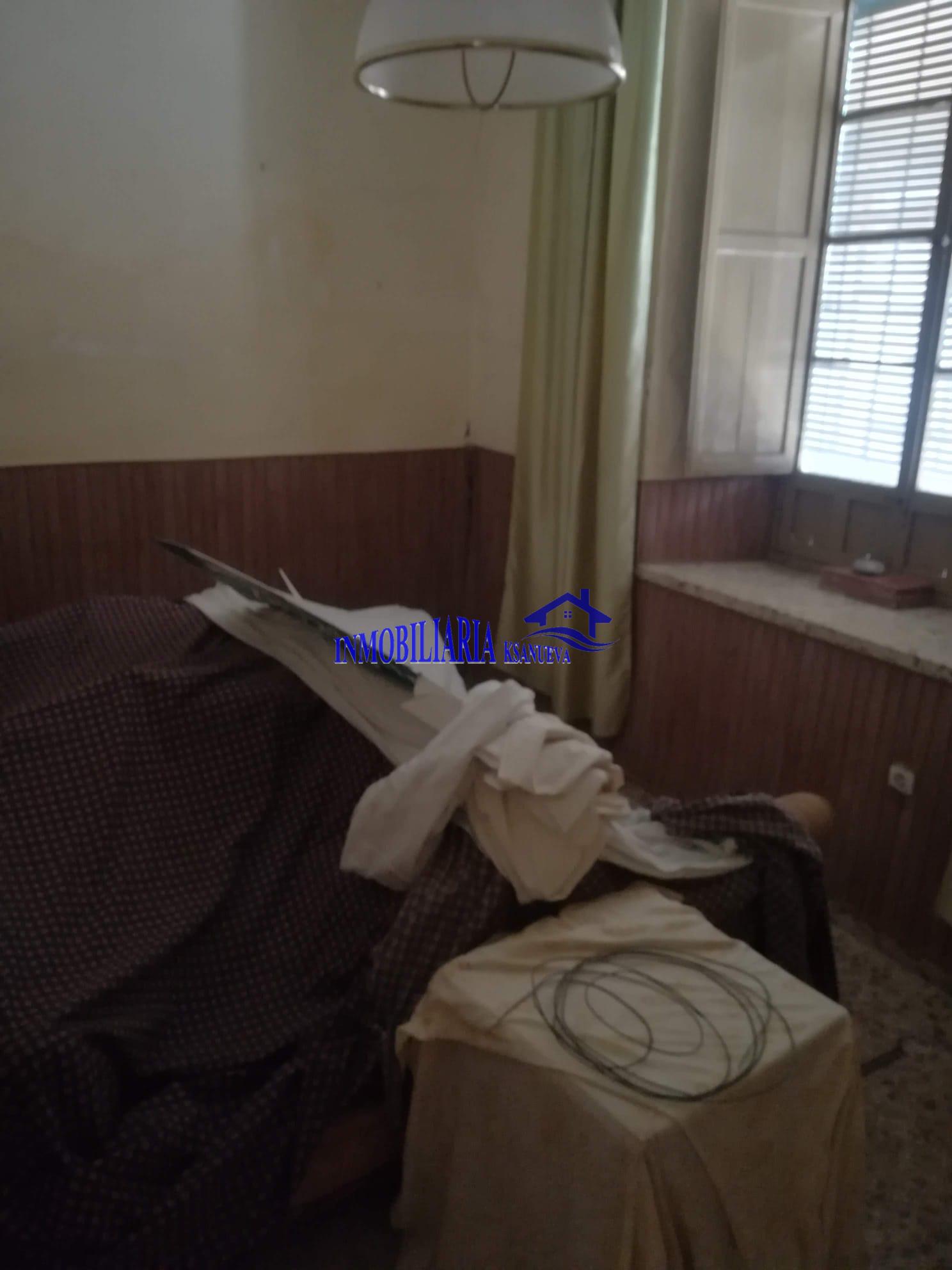 For sale of house in Córdoba
