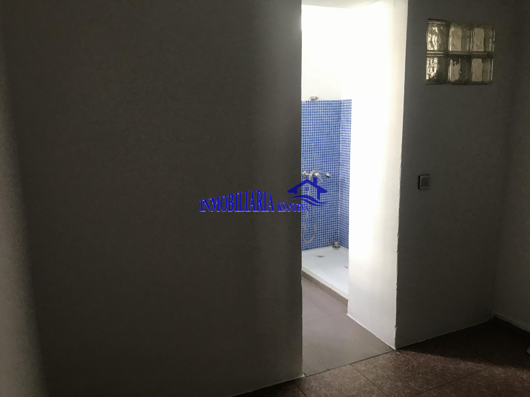 For sale of house in Córdoba