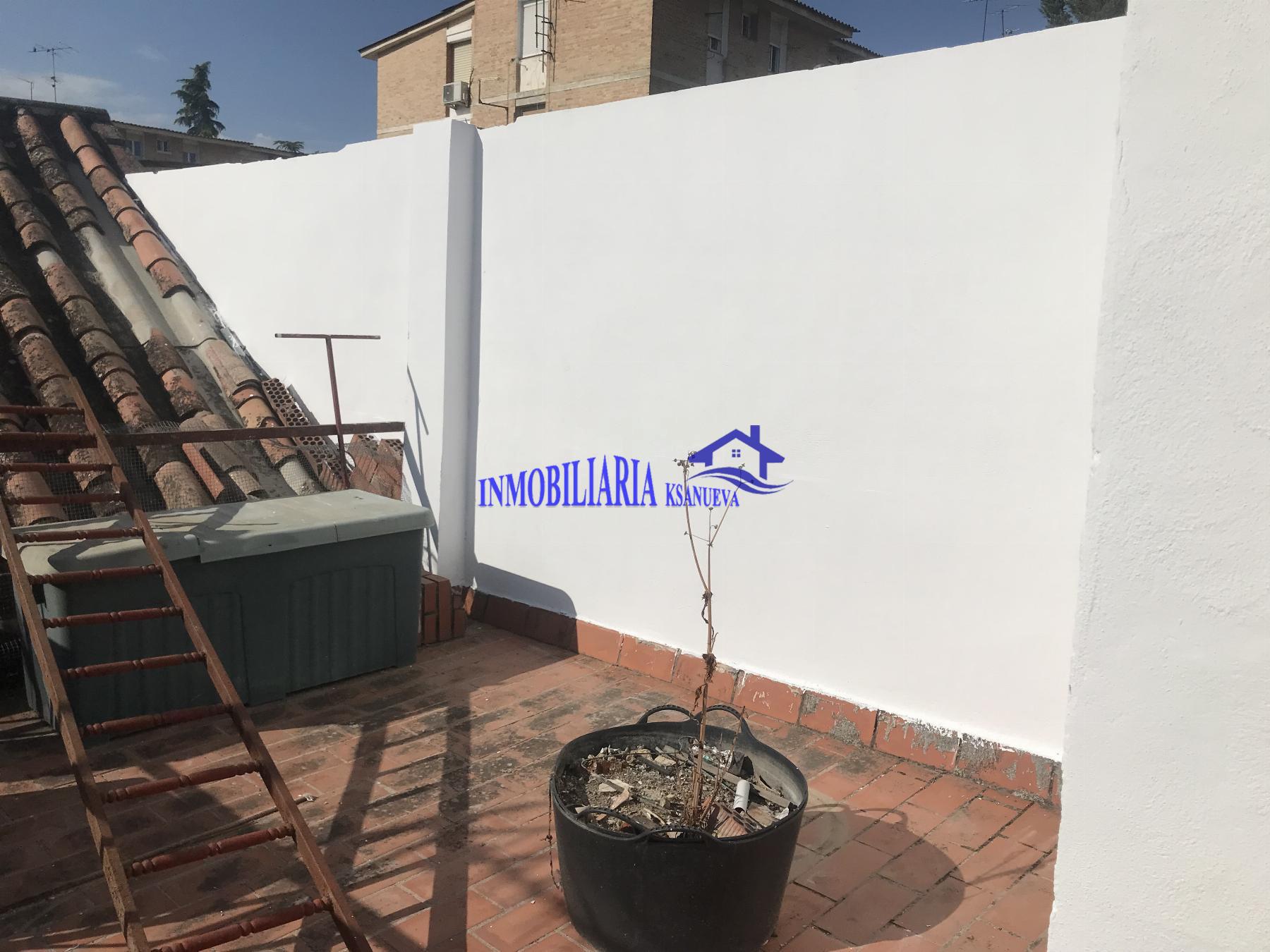 For sale of house in Córdoba