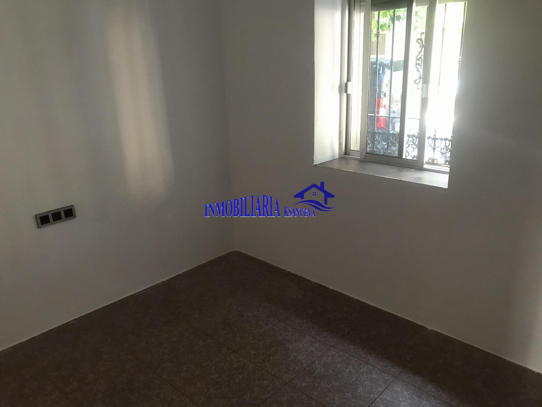 For sale of house in Córdoba