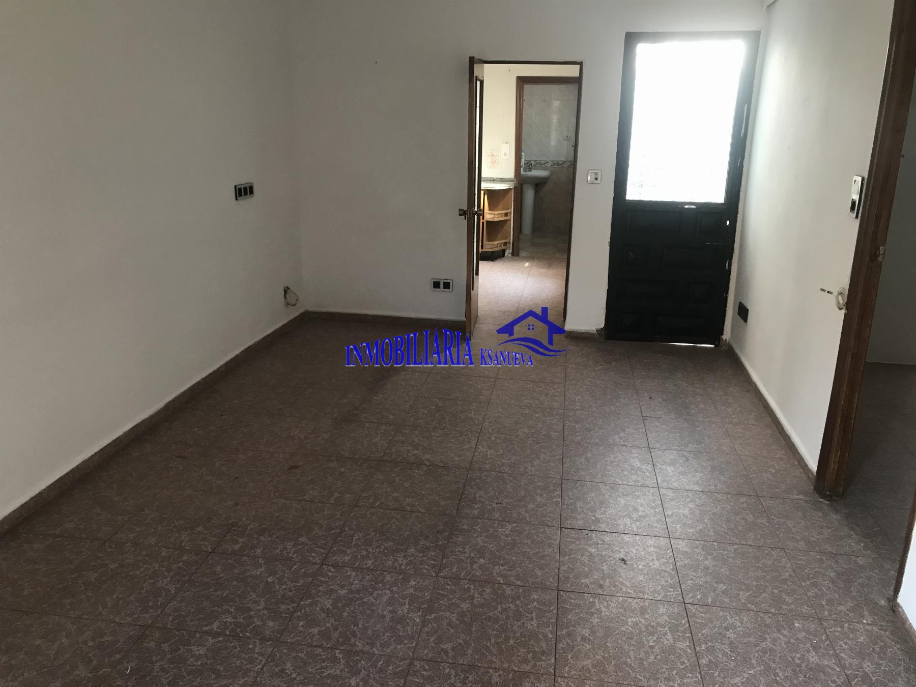 For sale of house in Córdoba