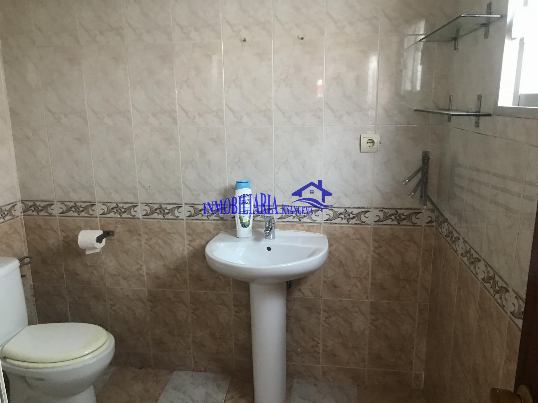 For sale of house in Córdoba