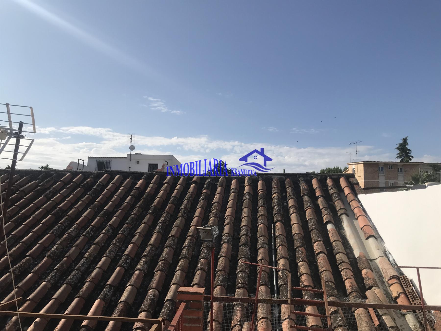 For sale of house in Córdoba