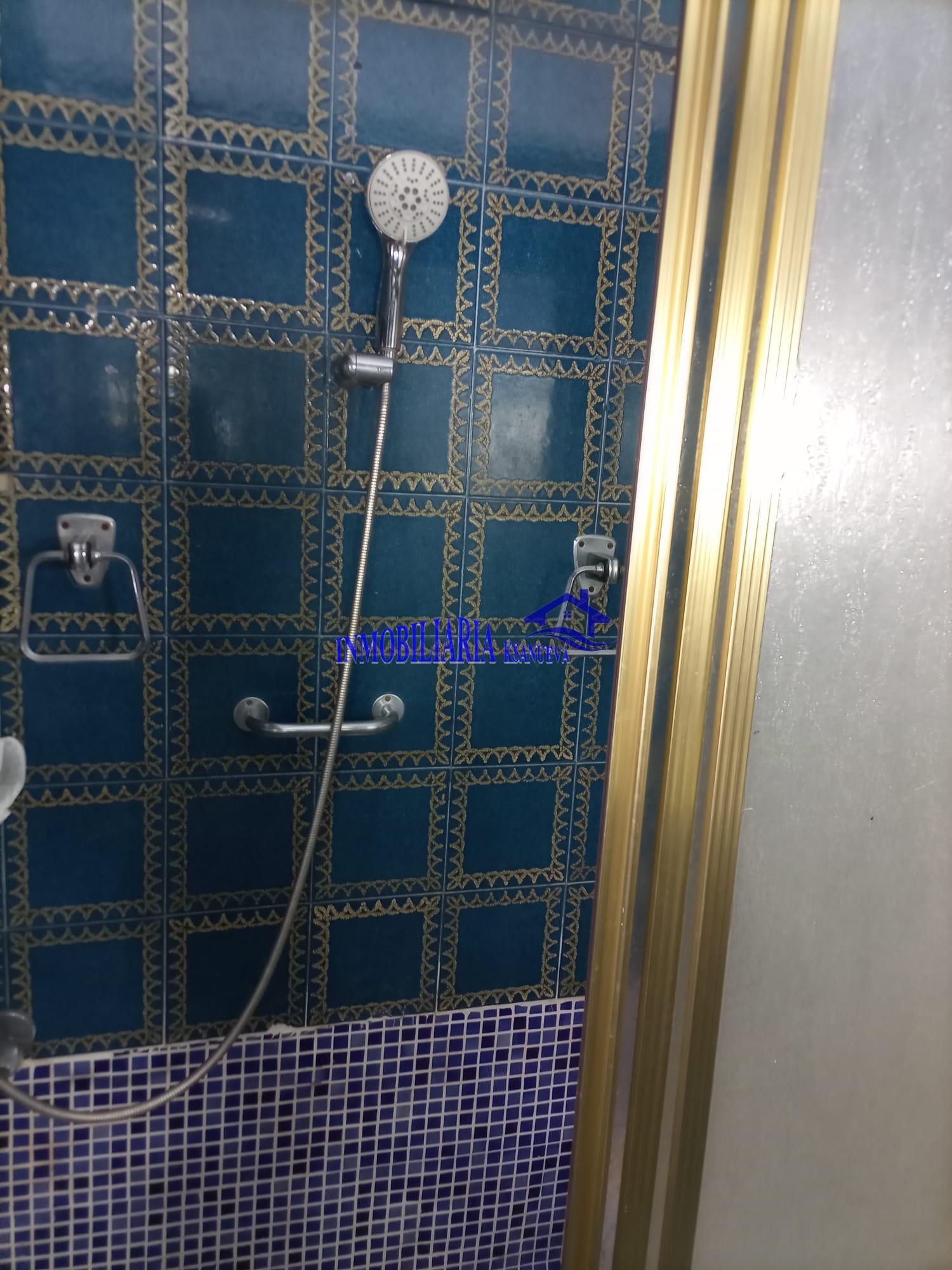 For sale of house in Córdoba