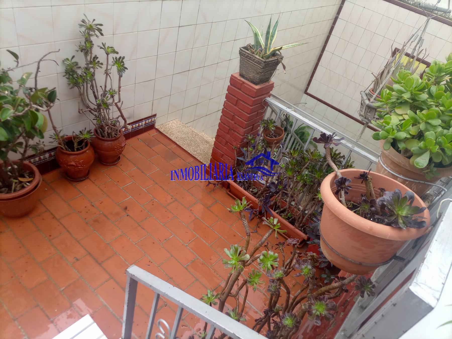 For sale of house in Córdoba