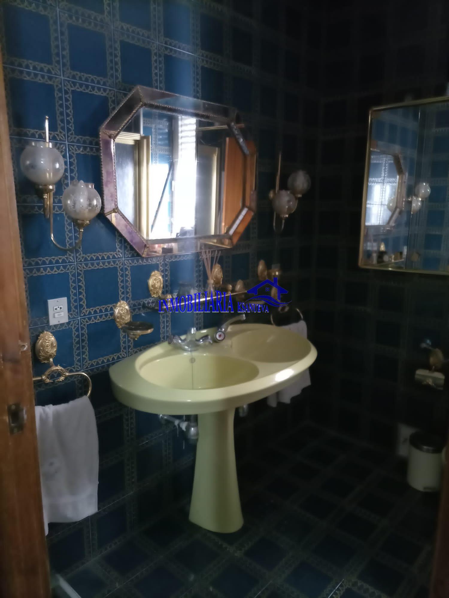 For sale of house in Córdoba