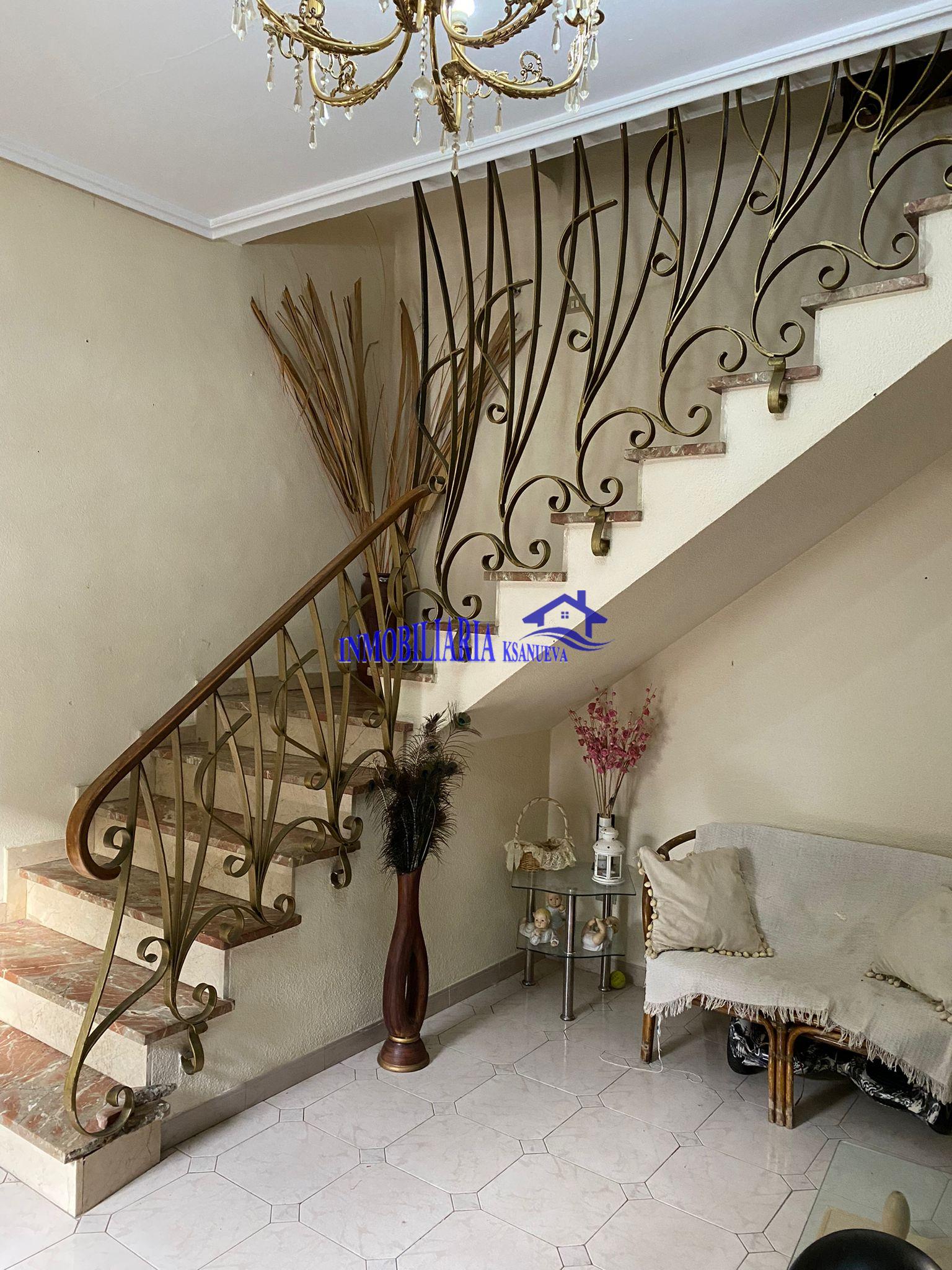 For sale of house in Córdoba