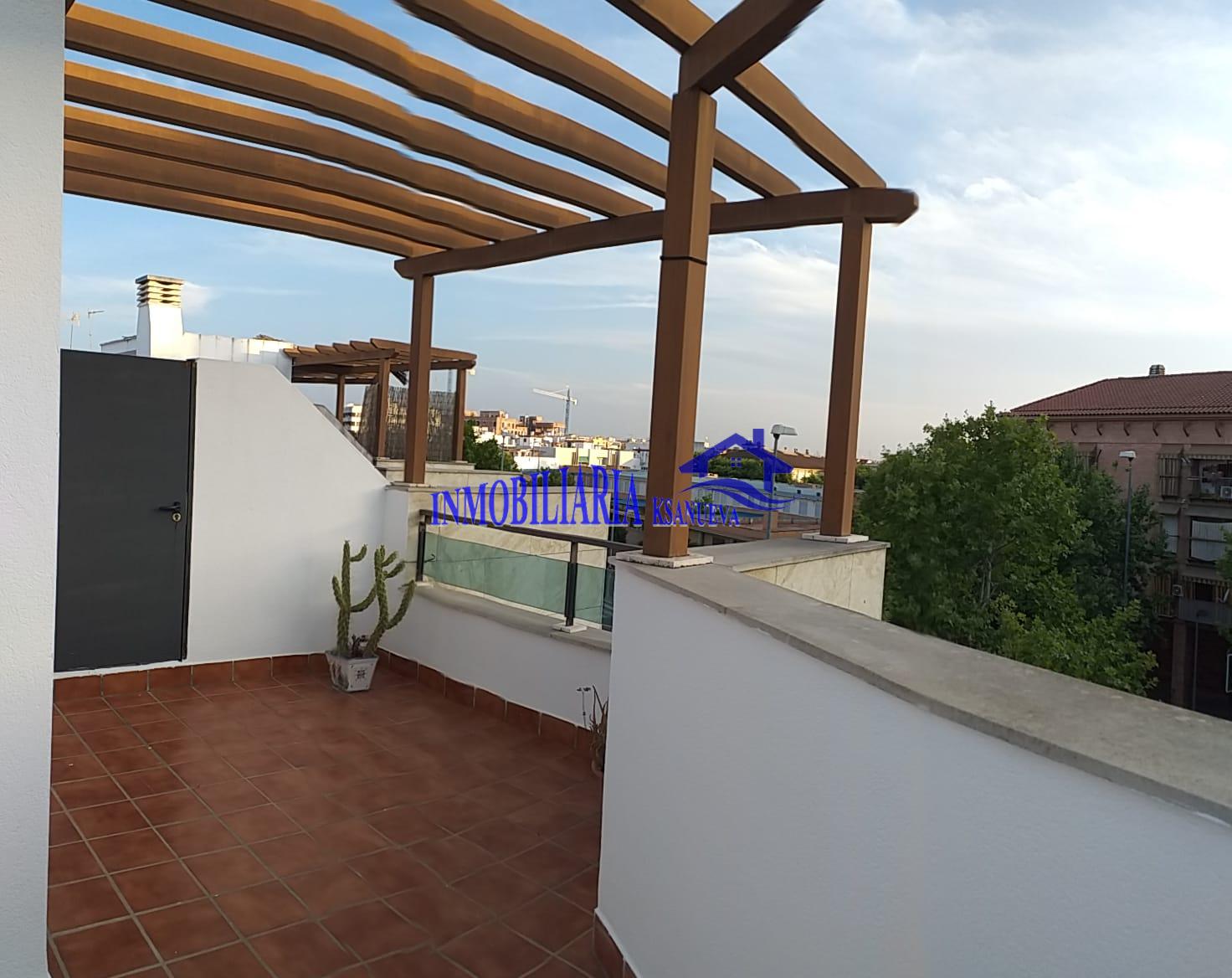 For rent of penthouse in Córdoba