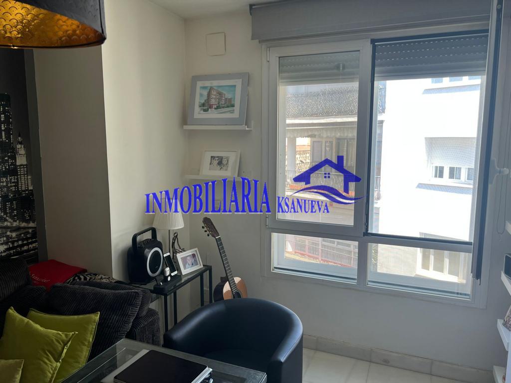 For sale of flat in Córdoba