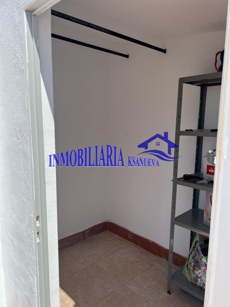 For sale of flat in Córdoba
