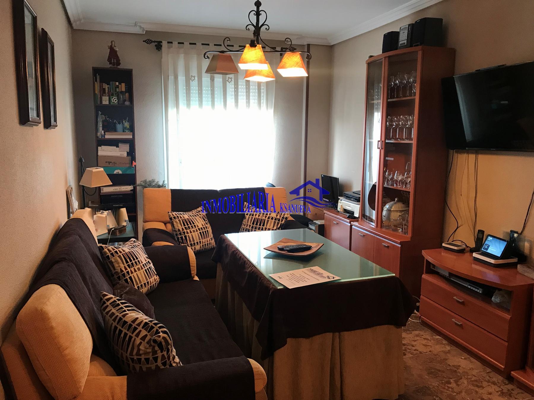 For sale of flat in Córdoba