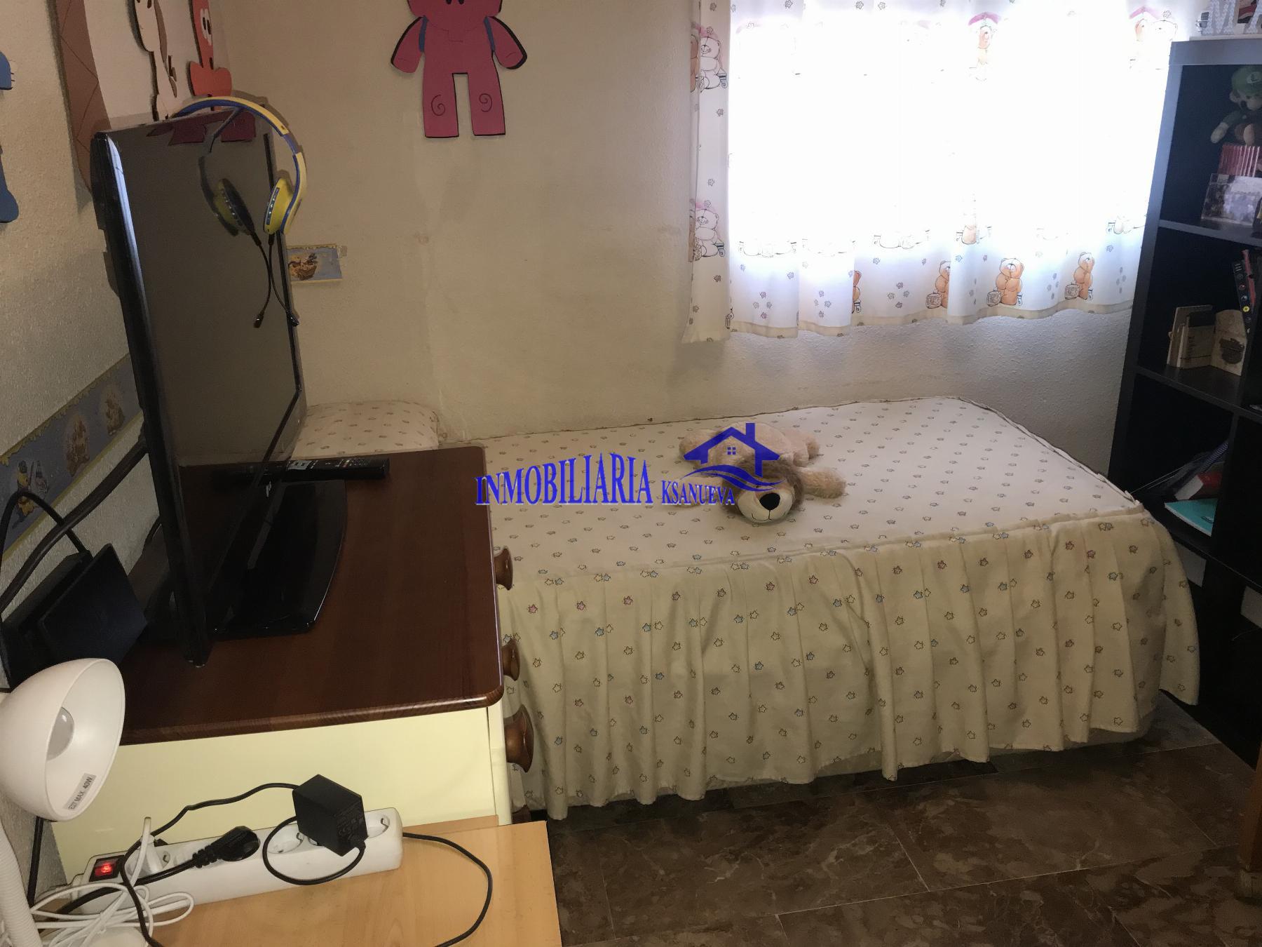 For sale of flat in Córdoba