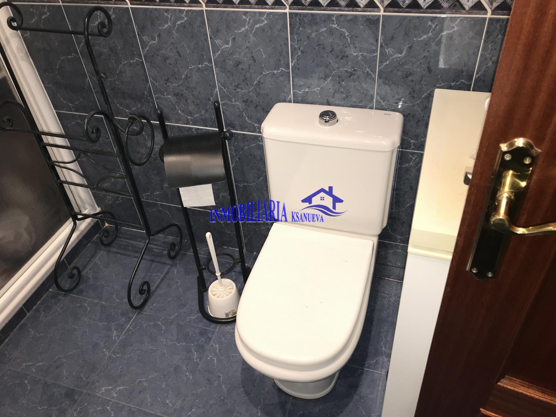 For sale of flat in Córdoba