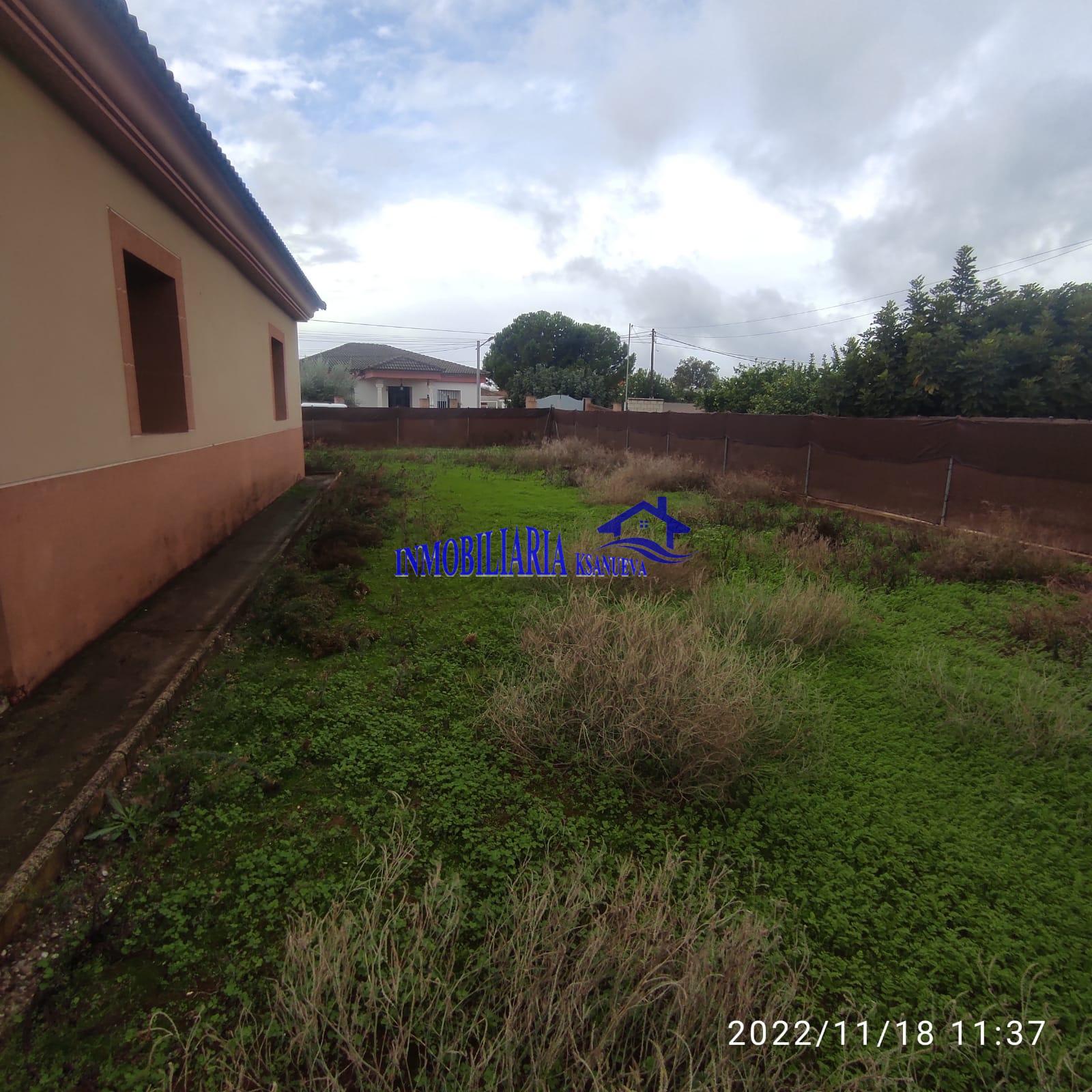 For sale of chalet in Córdoba