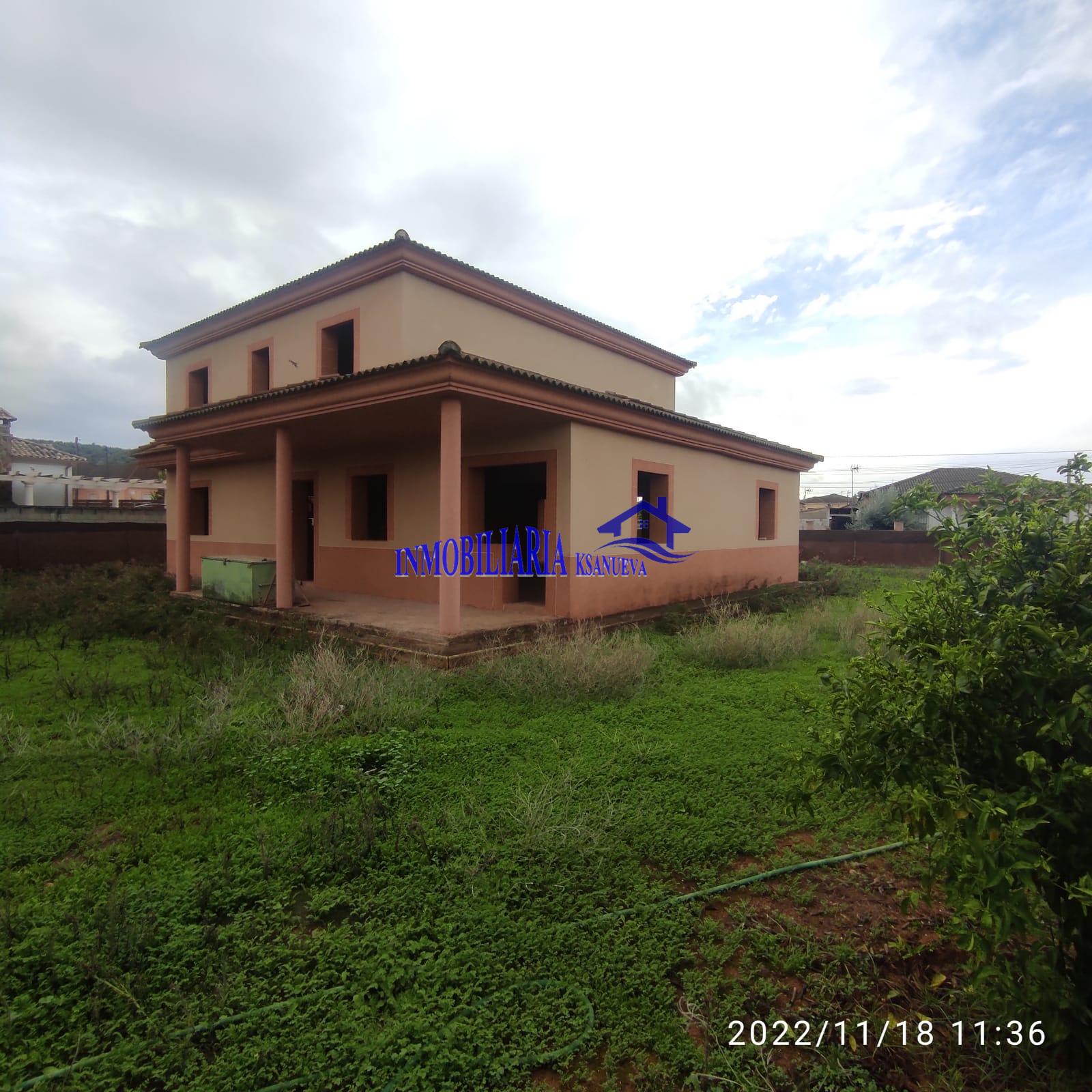 For sale of chalet in Córdoba